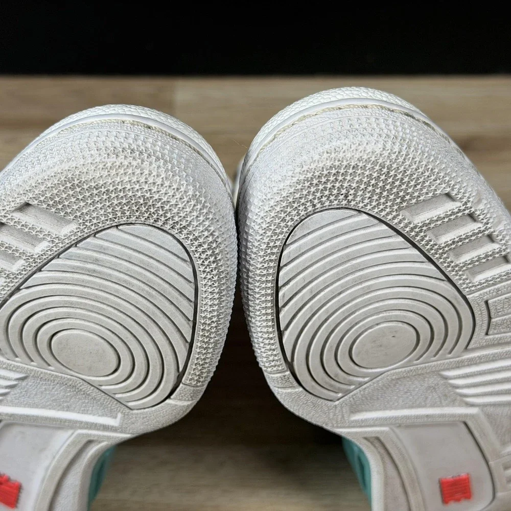 Nike Shoes Womens Size 7.5 White Green Air Revolution Sky Hi Sneakers 599410-101